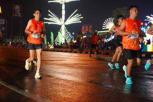 BIB: 2278
                            <button type="button" onclick="openModal(16177718)" class="btn btn-primary btn-sm float-right btn-popup" data-toggle="modal" data-target=".modal-high-quality">
                        <i class="fas fa-shopping-cart"></i> Add to Cart
                    </button>
                                            <button type="button" onclick="isThisMe(16177718, true)" class="btn btn-success btn-sm float-right btn-popup btn-isme hidden" data-toggle="tooltip" data-placement="bottom" title="นี่คือรูปของคุณใช่ไหม คลิกที่นี่เพื่อเอาเข้าอัลบั้ม">
                        <i class="fas fa-plus"></i> Add to album
                    </button>
                    <button type="button" onclick="isThisMe(16177718, false)" class="btn btn-warning btn-sm float-right btn-popup btn-isnotme hidden">
                        <i class="fas fa-ban"></i> Remove from album
                    </button>